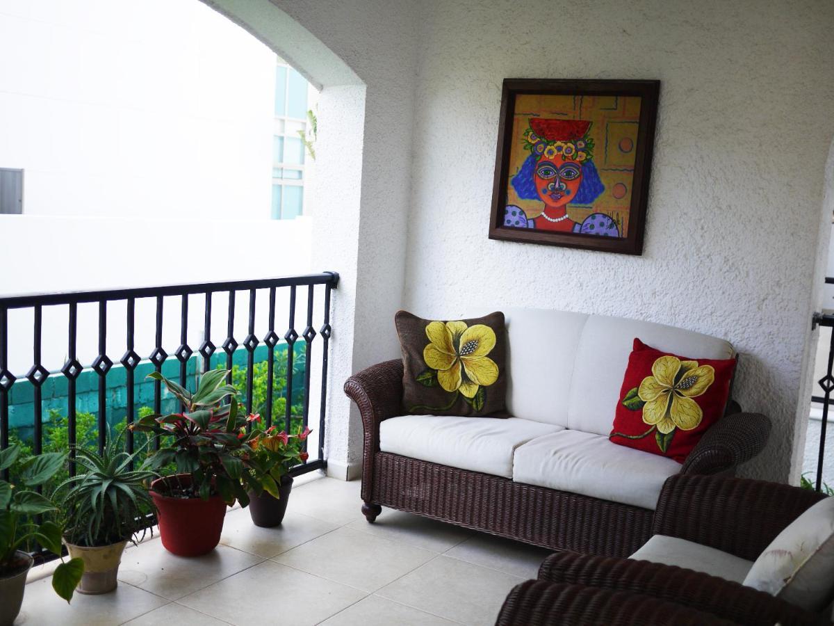 Cancun Beachfront Condo エクステリア 写真