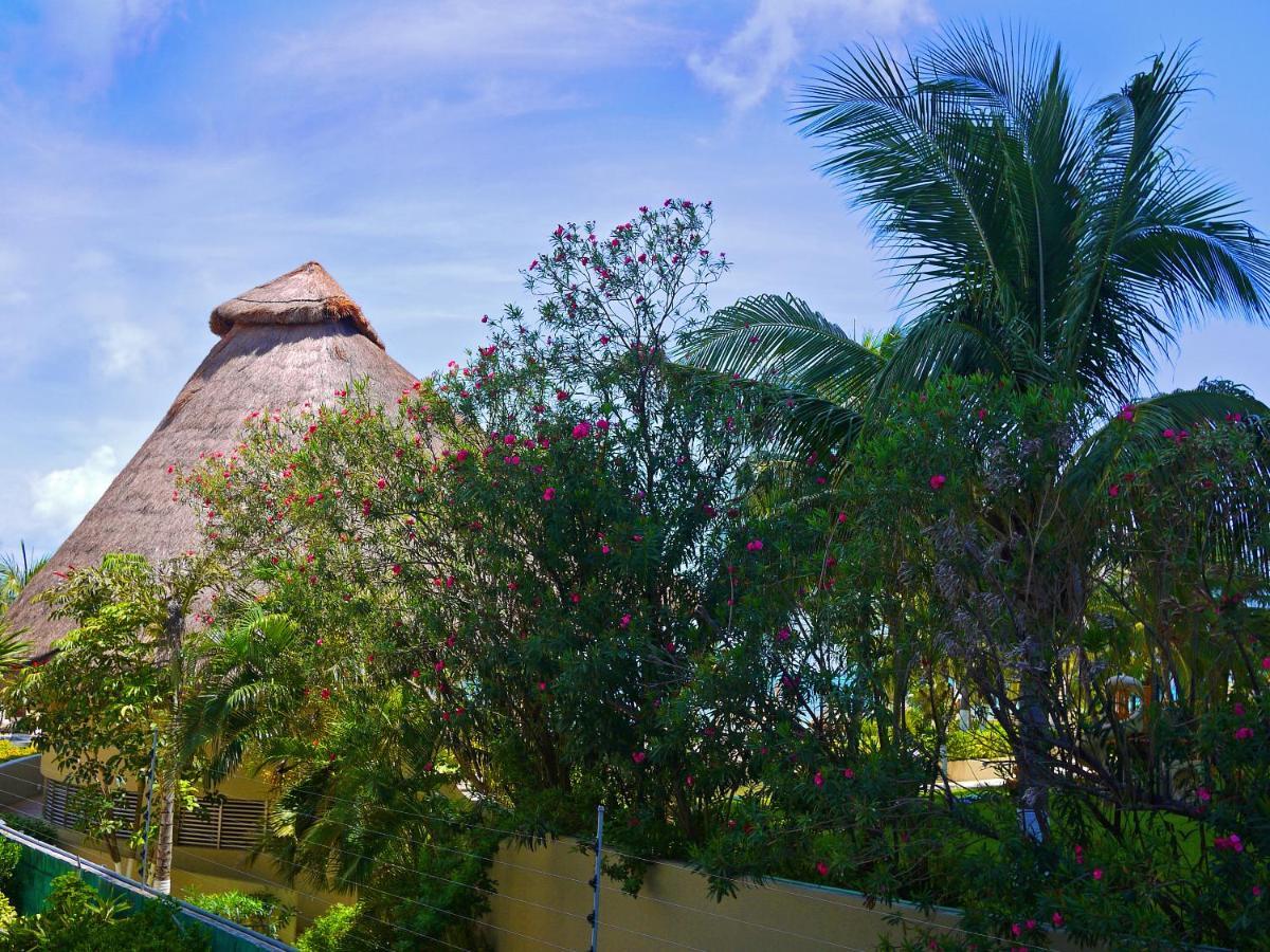 Cancun Beachfront Condo エクステリア 写真