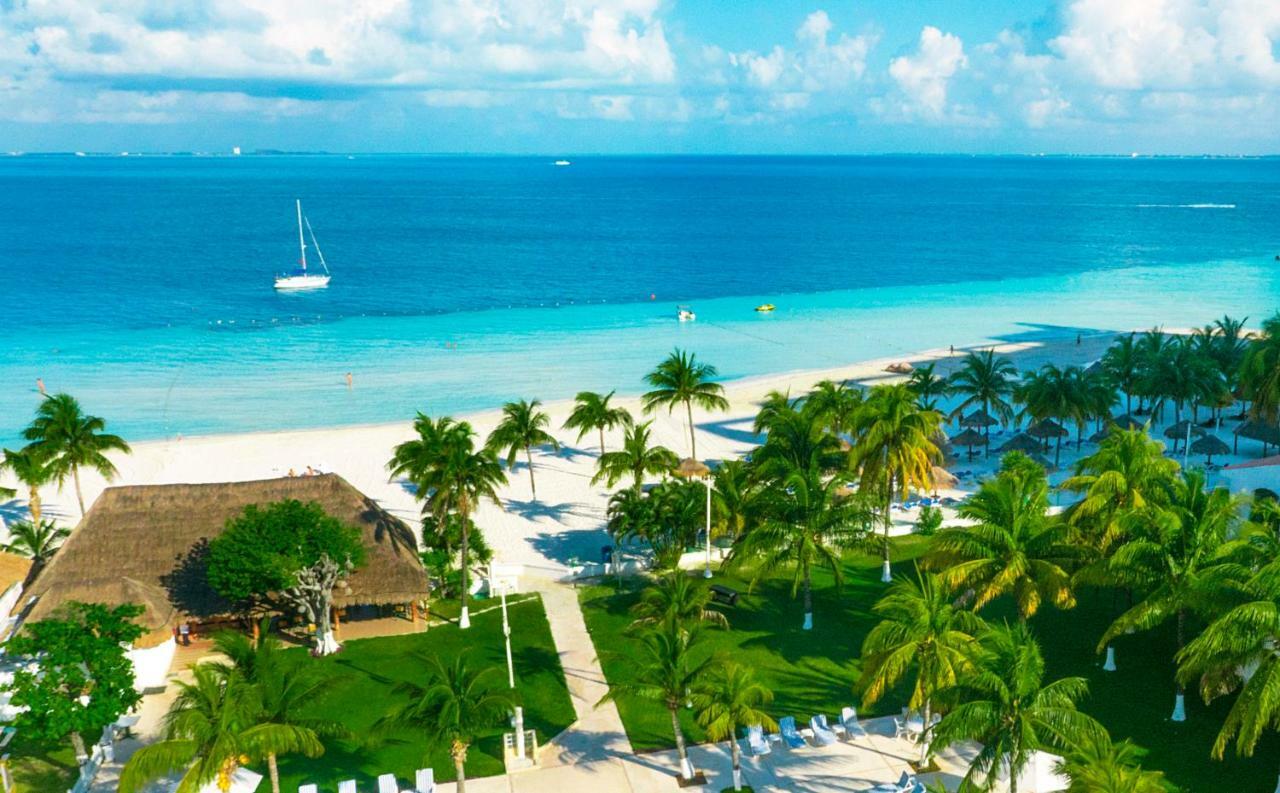 Cancun Beachfront Condo エクステリア 写真